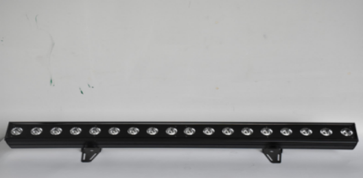 18颗12W四合一不防水点控洗墙灯